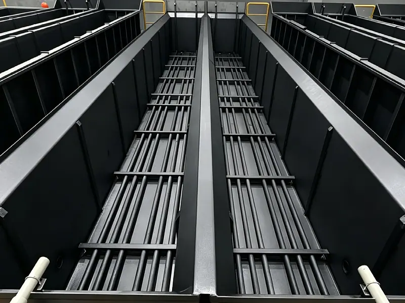 TA50-03耐氢氟酸防腐涂料用于酸洗槽内壁防腐施工现场